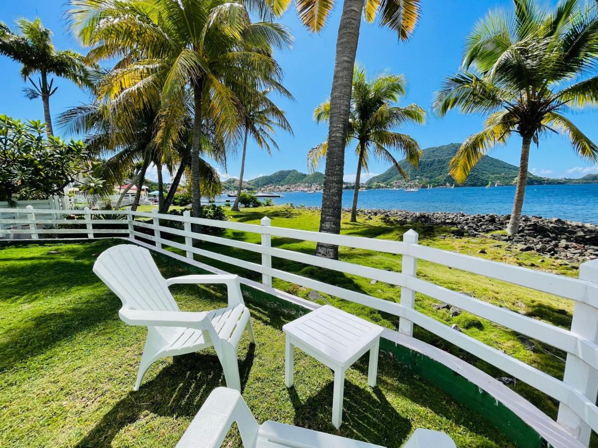 Blue Lagoon, Cottage Les Pieds Dans L Eau Terre-De-Haut Exterior foto